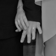 배우자는 내가 지켜야 한다. 내 사람이니까. 썸네일
