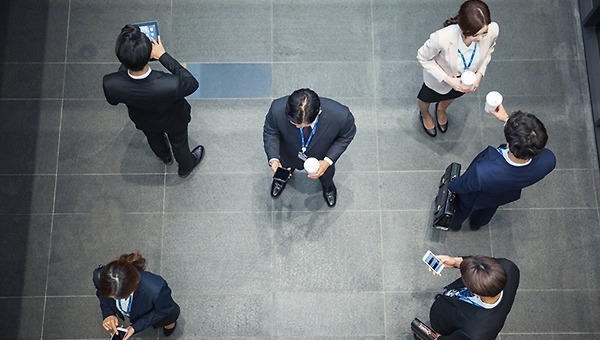 파편화된 핵개인 시대, 잠언이 던지는 이웃이라는 질문