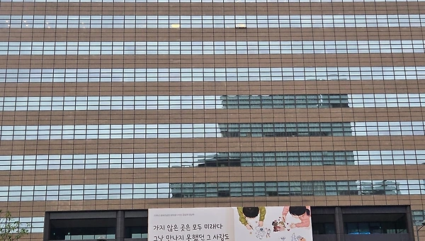 아직 나는 스무 살이다